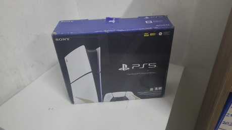 SONY PS5 SLIM DIGITAL SURUM OYUN KONSOLU I(OUTLET)